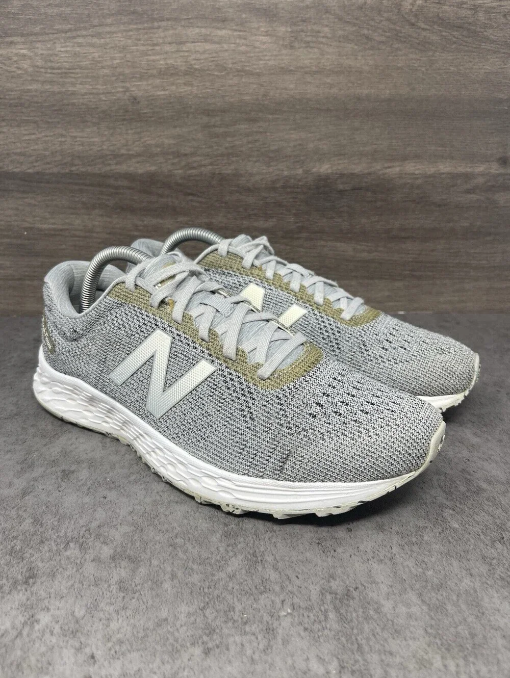 New Balance Fresh Foam Arishi Running Shoes Womens Size 9.5 Grey Athletic Traine